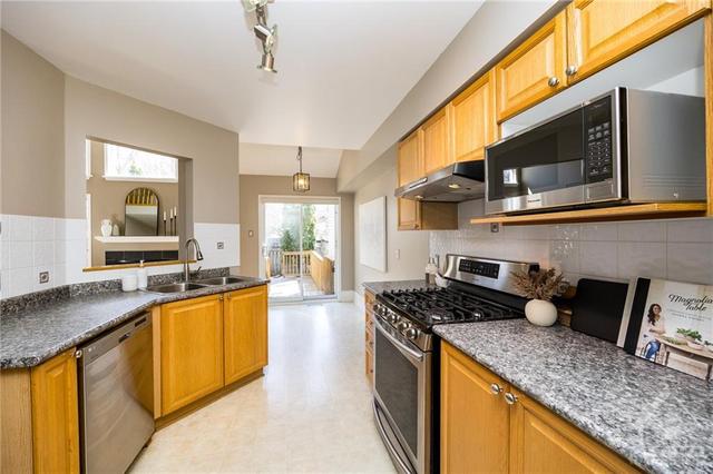 4295 Owl Valley Drive, Home with 2 bedrooms, 3 bathrooms and 3 parking in Ottawa ON | Image 14