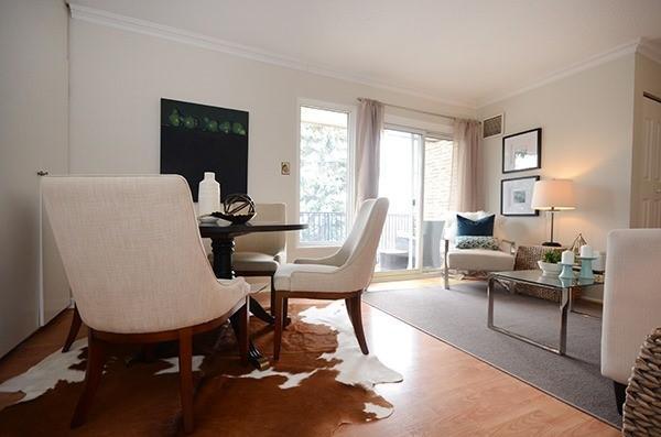Unit 4 - 2 Withrow Ave W, Townhouse with 2 bedrooms, 2 bathrooms and 1 parking in Toronto ON | Image 3