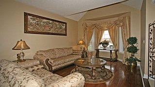 2244 Woodbriar Crt, House detached with 4 bedrooms, 4 bathrooms and null parking in Oakville ON | Image 3