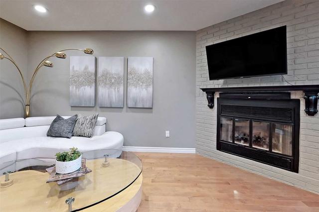 81 Beaumont Pl, Townhouse with 3 bedrooms, 3 bathrooms and 2 parking in Vaughan ON | Image 34