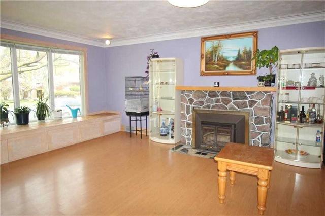 851 Garth St, House detached with 4 bedrooms, 2 bathrooms and 2 parking in Hamilton ON | Image 23