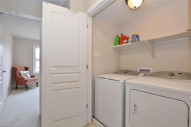347 Livery Street, House attached with 3 bedrooms, 2 bathrooms and 3 parking in Ottawa ON | Image 15
