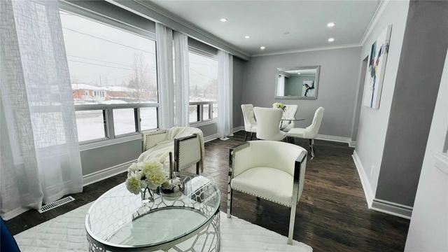 365 Painted Post Dr, House detached with 3 bedrooms, 3 bathrooms and 4 parking in Toronto ON | Image 2