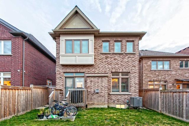 24 Wells Orchard Cres, House attached with 4 bedrooms, 5 bathrooms and 6 parking in King ON | Image 12