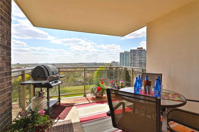 711 - 966 Inverhouse Dr, Condo with 3 bedrooms, 2 bathrooms and 1 parking in Mississauga ON | Image 4