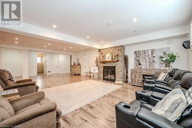 115 Dirksen Court, House detached with 4 bedrooms, 3 bathrooms and 10 parking in Kitchener ON | Image 23