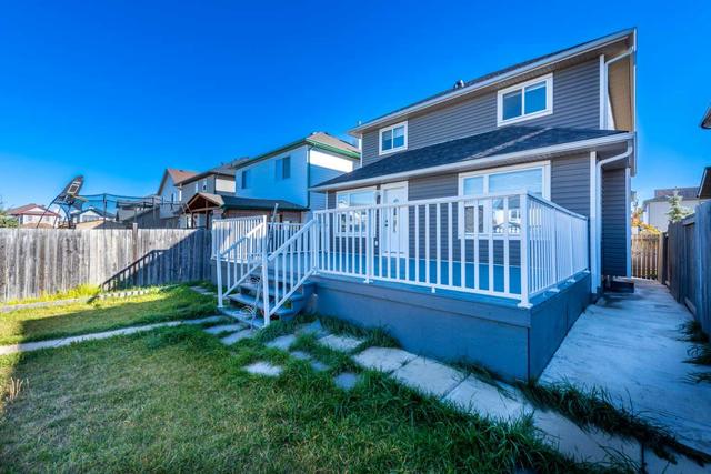 22 Martha's Place Ne, House detached with 6 bedrooms, 3 bathrooms and 4 parking in Calgary AB | Image 42