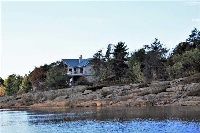 81 Rattlebear Dr, House detached with 5 bedrooms, 4 bathrooms and 6 parking in The Archipelago ON | Image 2