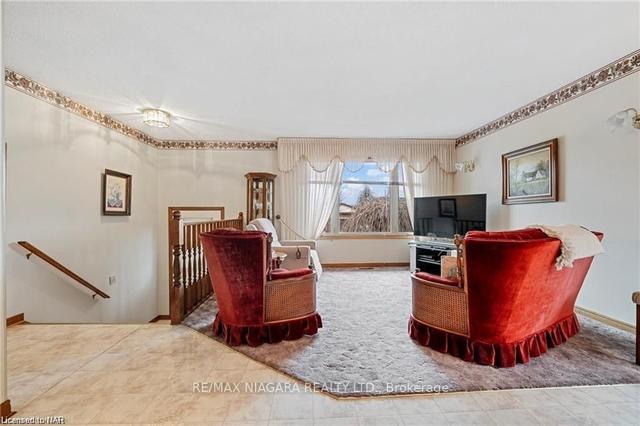 7853 Alfred St, House detached with 3 bedrooms, 2 bathrooms and 4 parking in Niagara Falls ON | Image 36