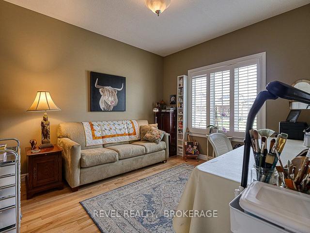 735 Garden Court Cres, Condo with 2 bedrooms, 3 bathrooms and 2 parking in Woodstock ON | Image 21