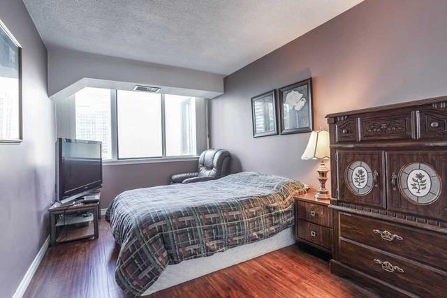505 - 350 Webb Dr, Condo with 2 bedrooms, 2 bathrooms and 2 parking in Mississauga ON | Image 8