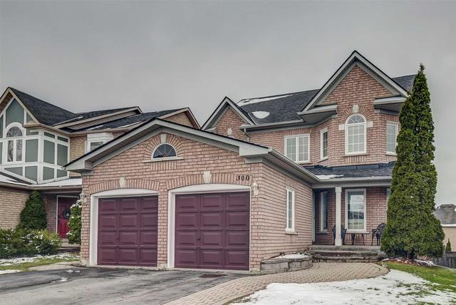 300 Stone Rd, House detached with 3 bedrooms, 4 bathrooms and 2 parking in Aurora ON | Image 1