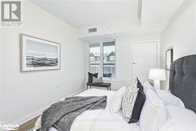 104 - 17 Spooner Cres, Condo with 2 bedrooms, 2 bathrooms and 1 parking in Collingwood ON | Image 19