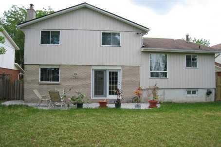 81 Delburn Dr, House detached with 4 bedrooms, 4 bathrooms and 2 parking in Toronto ON | Image 9