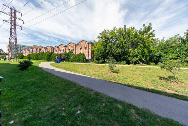 130 - 390 Hopewell Ave, Townhouse with 1 bedrooms, 2 bathrooms and 1 parking in Toronto ON | Image 25