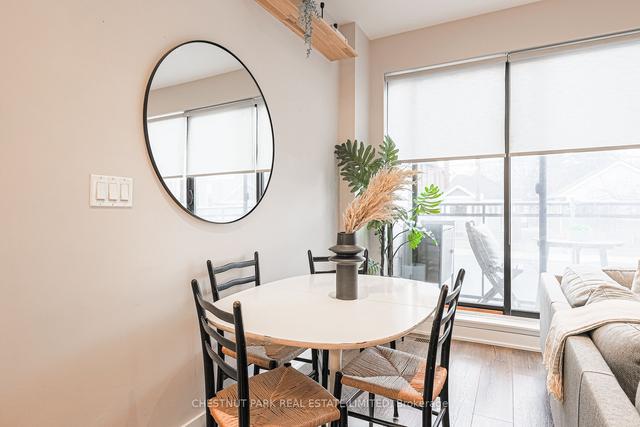105 - 441 Jane St, Townhouse with 2 bedrooms, 2 bathrooms and 1 parking in Toronto ON | Image 5