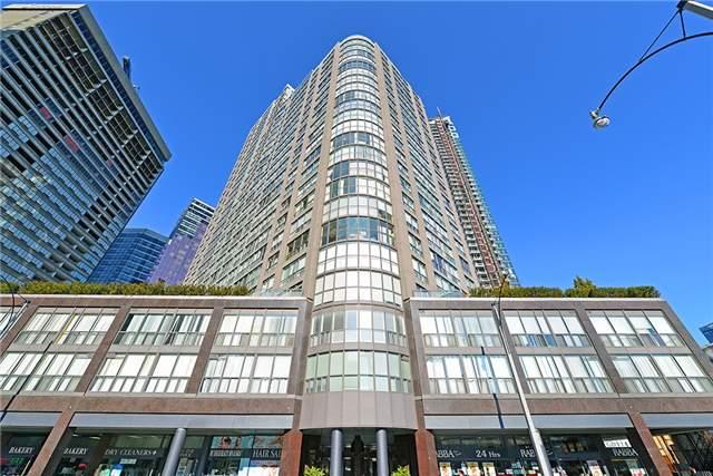 1002 - 24 Wellesley St W, Condo with 1 bedrooms, 2 bathrooms and 1 parking in Toronto ON | Image 1
