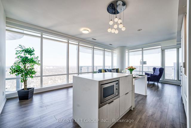 5001 - 1 Bloor St E, Condo with 2 bedrooms, 3 bathrooms and 1 parking in Toronto ON | Image 30