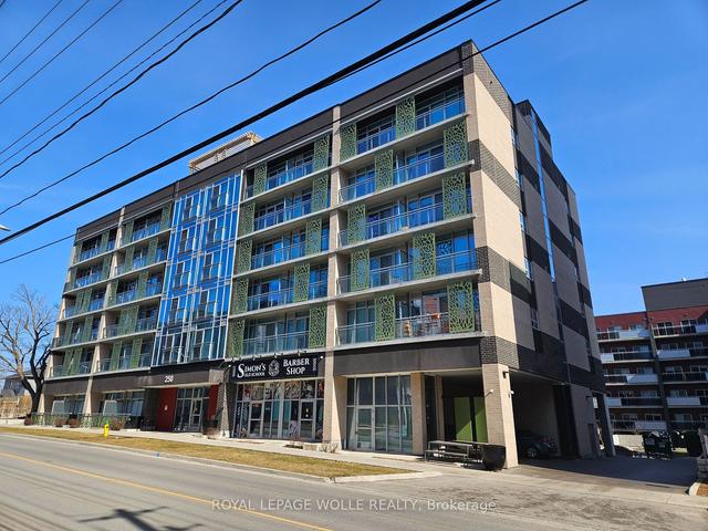 215 - 250 Albert St, Condo with 1 bedrooms, 1 bathrooms and 1 parking in Waterloo ON | Image 1