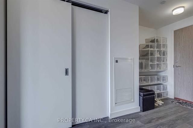 1910 - 215 Queen St W, Condo with 1 bedrooms, 1 bathrooms and 0 parking in Toronto ON | Image 5
