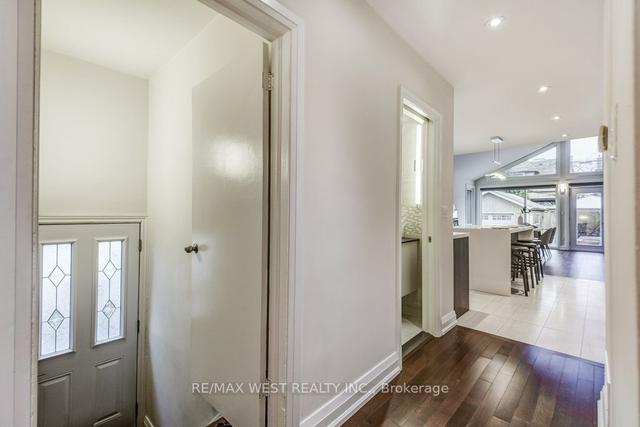 12 Charleston Rd, House detached with 3 bedrooms, 2 bathrooms and 7 parking in Toronto ON | Image 13