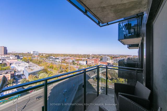 1201 - 51 Trolley Cres, Condo with 1 bedrooms, 1 bathrooms and 1 parking in Toronto ON | Image 8