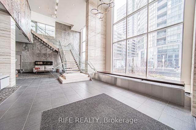 2001 - 15 Iceboat Terr, Condo with 1 bedrooms, 1 bathrooms and 0 parking in Toronto ON | Image 19