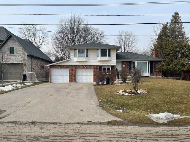 195 Fallingbrook Dr, House detached with 5 bedrooms, 2 bathrooms and 6 parking in Hamilton ON | Image 1