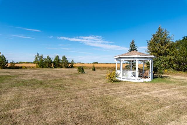5301 50 Street, House detached with 5 bedrooms, 3 bathrooms and 3 parking in Vermilion River County AB | Image 14