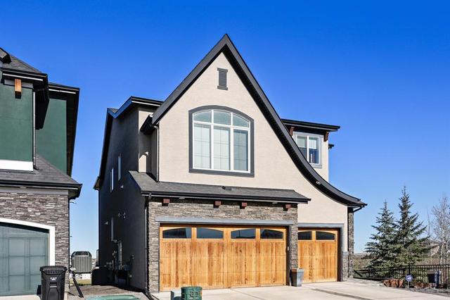 69 Evansridge Place Nw, House detached with 5 bedrooms, 3 bathrooms and 6 parking in Calgary AB | Card Image