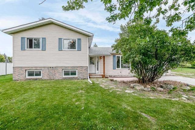 2651 Lawrence Ave, House detached with 3 bedrooms, 2 bathrooms and 6 parking in Innisfil ON | Image 17