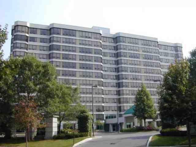 1001 - 310 Mill St, Condo with 1 bedrooms, 2 bathrooms and 2 parking in Brampton ON | Image 1