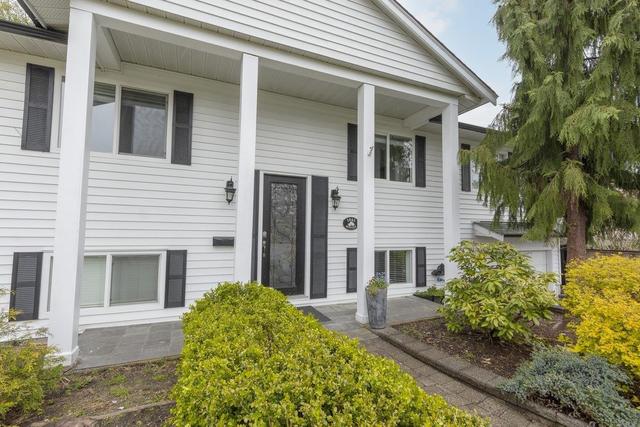 1861 Suffolk Avenue, House detached with 5 bedrooms, 3 bathrooms and null parking in Port Coquitlam BC | Image 5