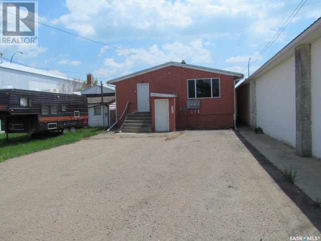 157 - 159 16 3rd Avenue E, House detached with 7 bedrooms, 4 bathrooms and null parking in Shaunavon SK | Image 27
