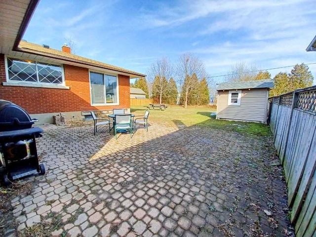 20 Logan St, House detached with 3 bedrooms, 2 bathrooms and 7 parking in St. Catharines ON | Image 19