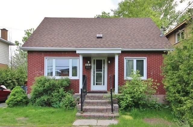 902 Pinecrest Rd, House detached with 3 bedrooms, 1 bathrooms and 2 parking in Ottawa ON | Image 1