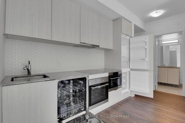 1616 - 158 Front St E, Condo with 1 bedrooms, 1 bathrooms and 0 parking in Toronto ON | Image 11