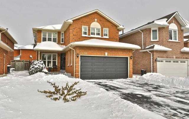 3428 Nutcracker Dr, House detached with 4 bedrooms, 3 bathrooms and 6 parking in Mississauga ON | Image 12