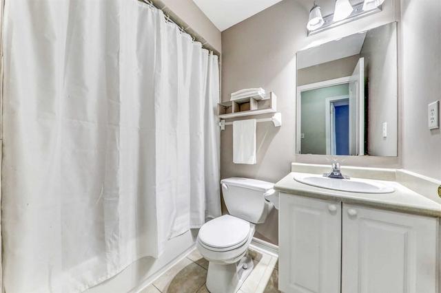 3a Falmouth Ave, House semidetached with 3 bedrooms, 3 bathrooms and 2 parking in Toronto ON | Image 19