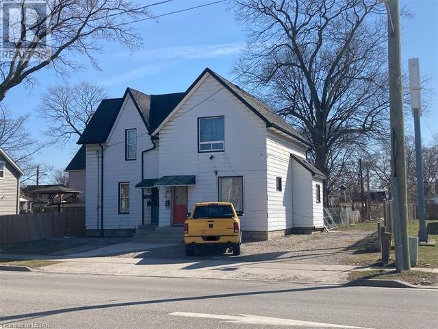333 Confederation Street, House other with 4 bedrooms, 2 bathrooms and 4 parking in Sarnia ON | Image 5