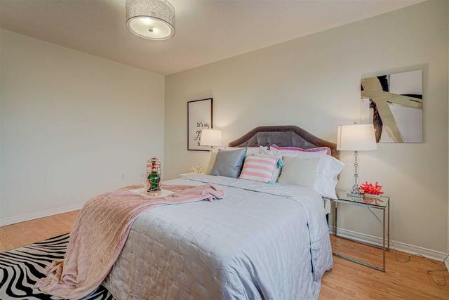 6943 14th Ave, House attached with 3 bedrooms, 3 bathrooms and 3 parking in Markham ON | Image 11