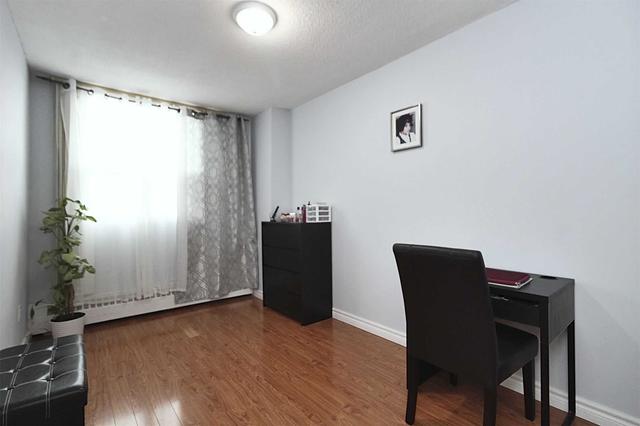 1201 - 1338 York Mills Rd, Condo with 3 bedrooms, 2 bathrooms and 1 parking in Toronto ON | Image 18