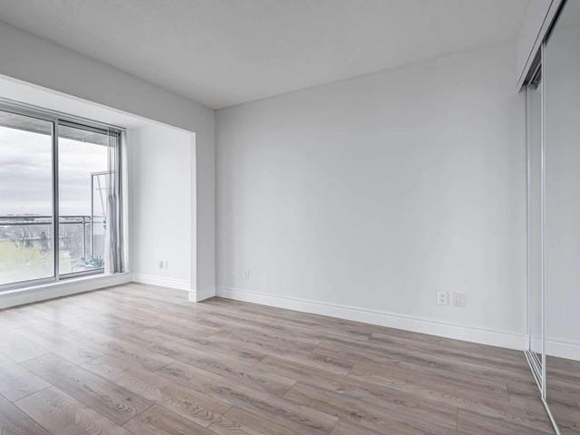 1007 - 650 Queens Quay W, Condo with 2 bedrooms, 2 bathrooms and 1 parking in Toronto ON | Image 13