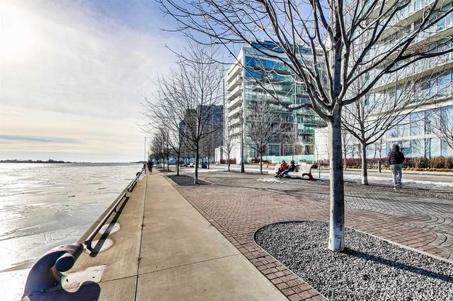 sph1111 - 39 Queens Quay E, Condo with 2 bedrooms, 2 bathrooms and 1 parking in Toronto ON | Image 20