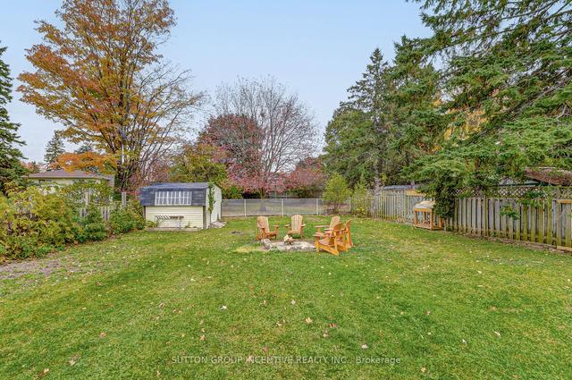 220 Pine Dr, House detached with 3 bedrooms, 2 bathrooms and 5 parking in Barrie ON | Image 21