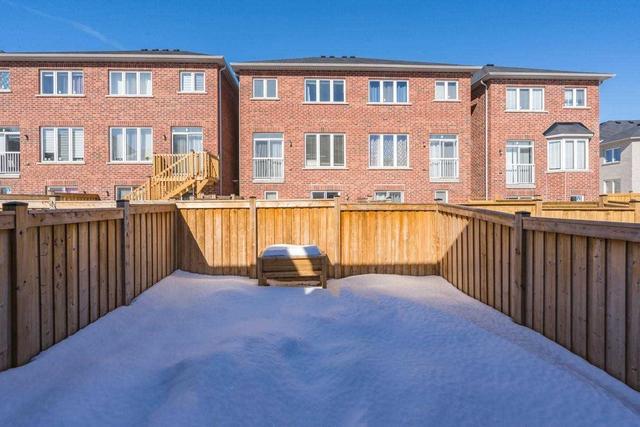 159 Collin Crt, House attached with 3 bedrooms, 3 bathrooms and 3 parking in Richmond Hill ON | Image 30