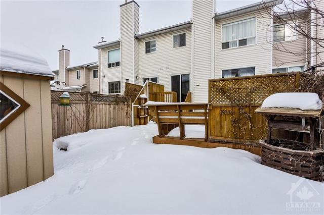 146 Grassy Plains Drive, Townhouse with 3 bedrooms, 3 bathrooms and 3 parking in Ottawa ON | Image 28