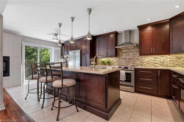 32 Goodman Cres, House detached with 3 bedrooms, 2 bathrooms and 4 parking in St. Catharines ON | Image 14
