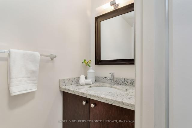 25 Stonedale Plwy, Townhouse with 3 bedrooms, 3 bathrooms and 2 parking in Toronto ON | Image 8