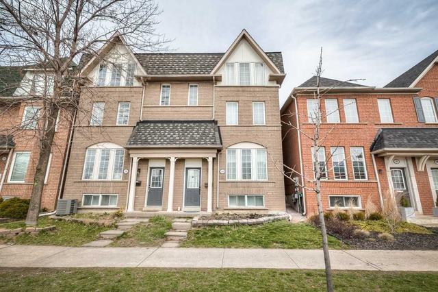 2194 St. Clair Ave W, House semidetached with 3 bedrooms, 4 bathrooms and 2 parking in Toronto ON | Image 1